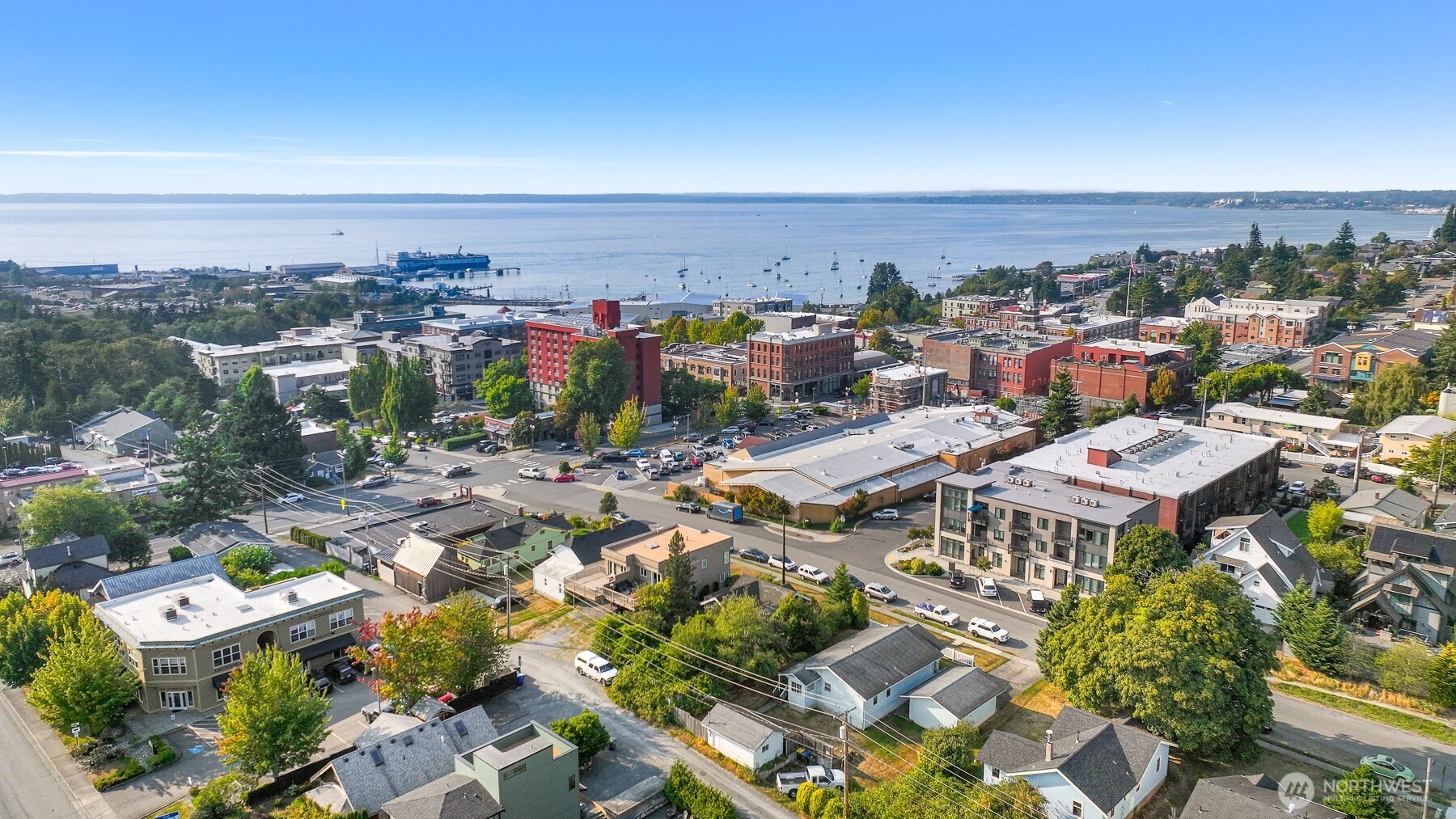 1302 Larrabee Avenue