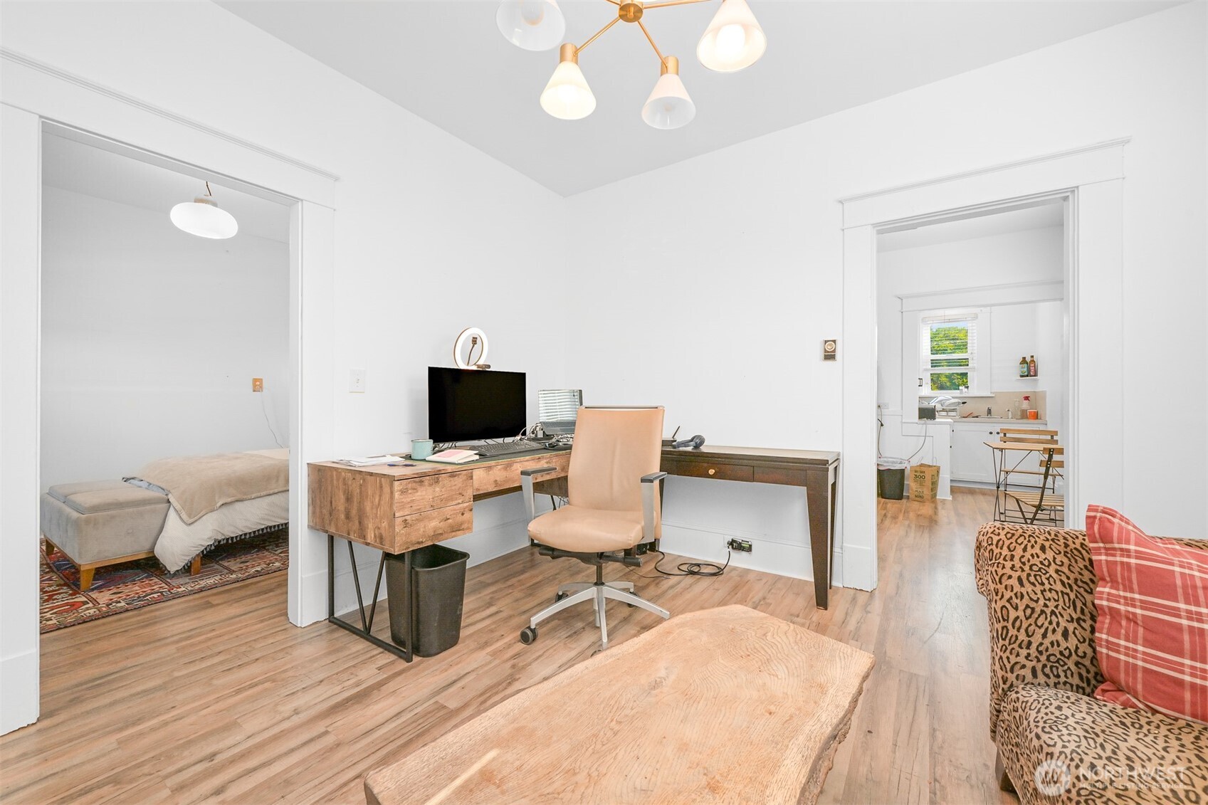 1302 Larrabee Avenue