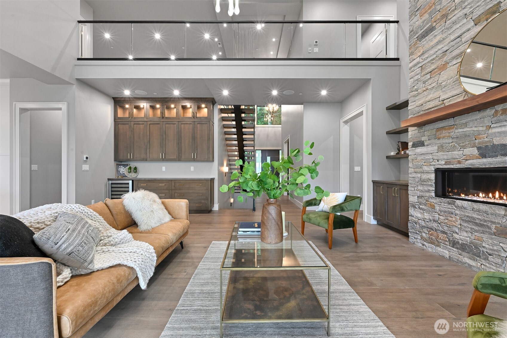 555 Whitecap Road