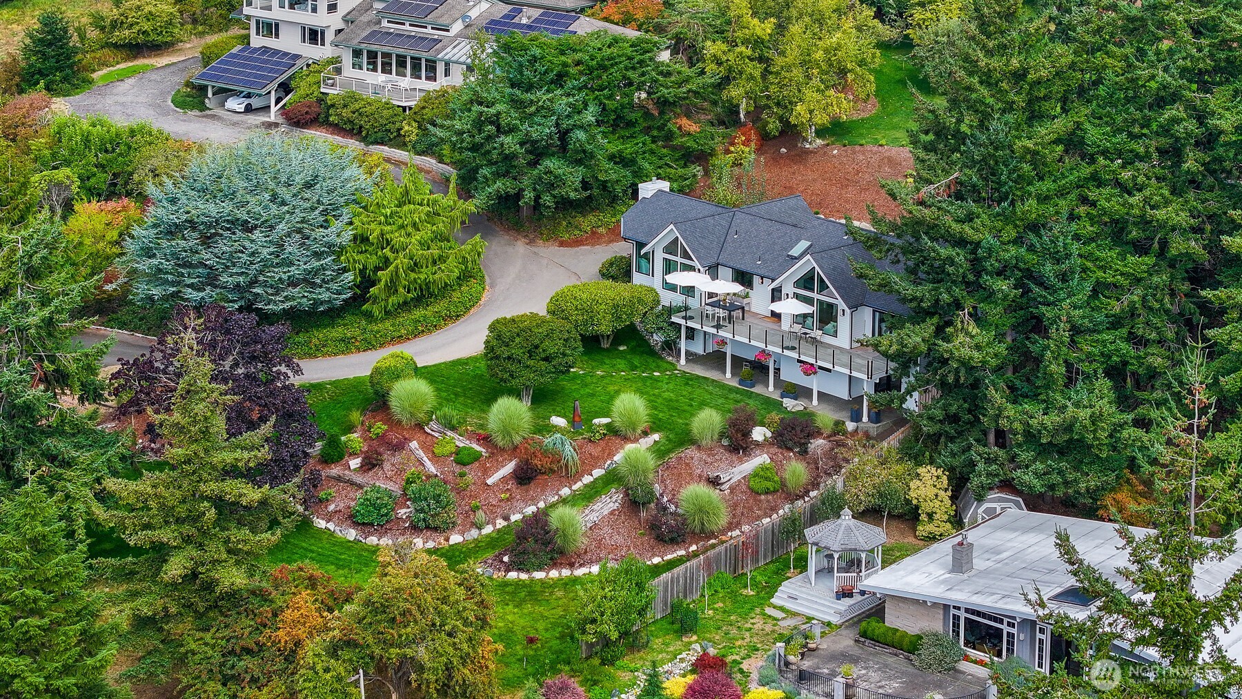 405 Bayside Road