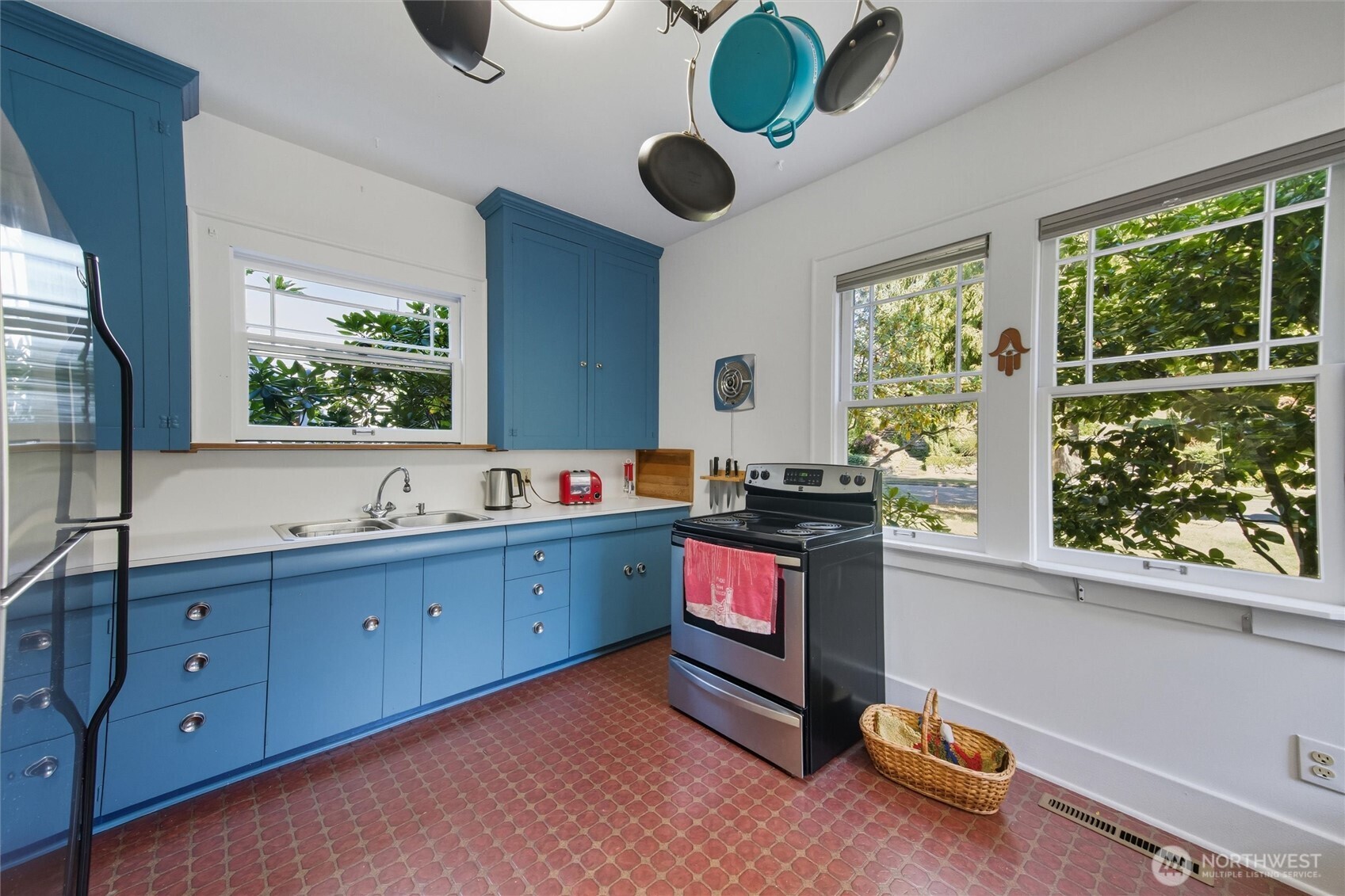 706 16th Street Unit: A&B