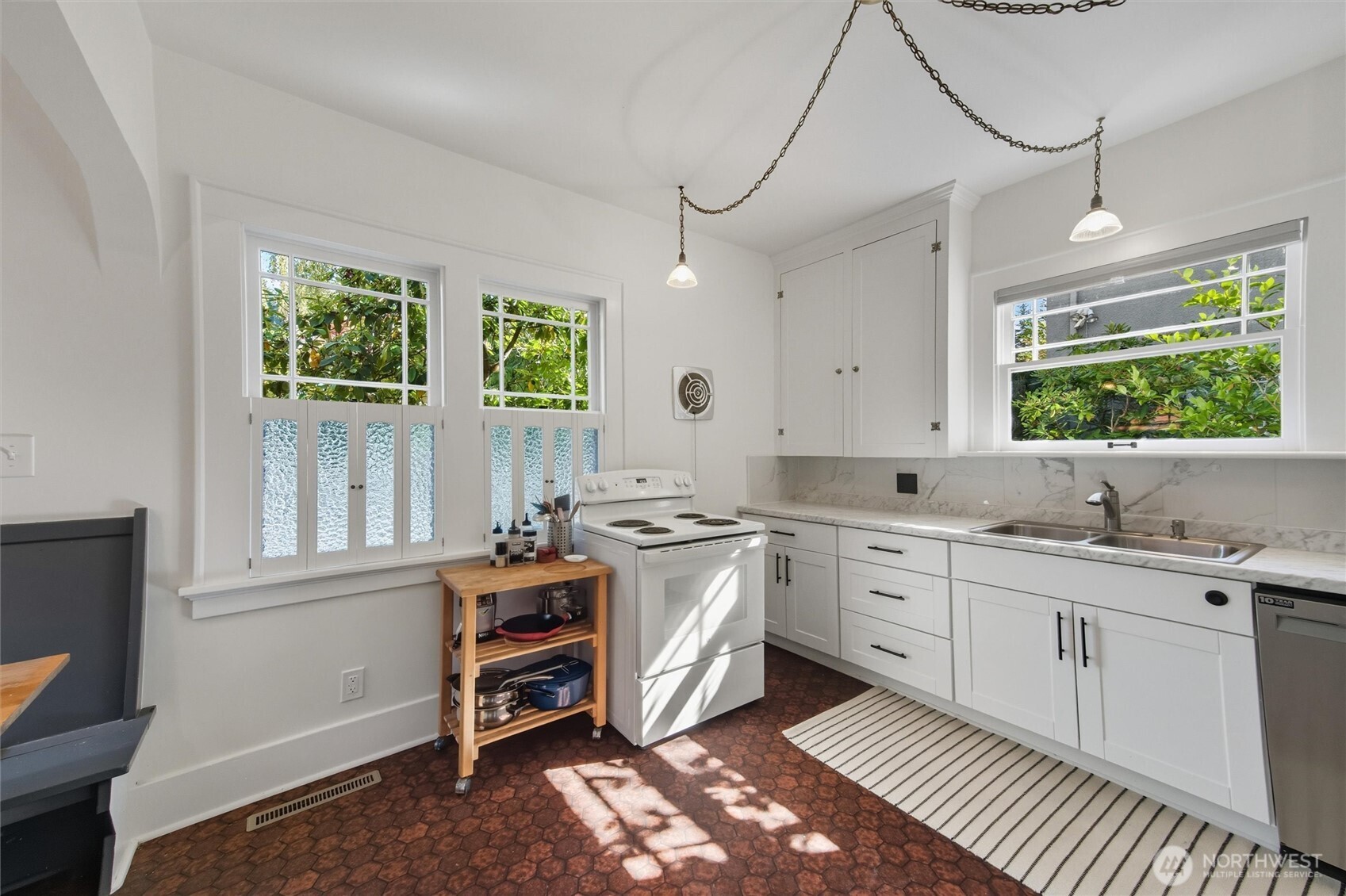 706 16th Street Unit: A&B