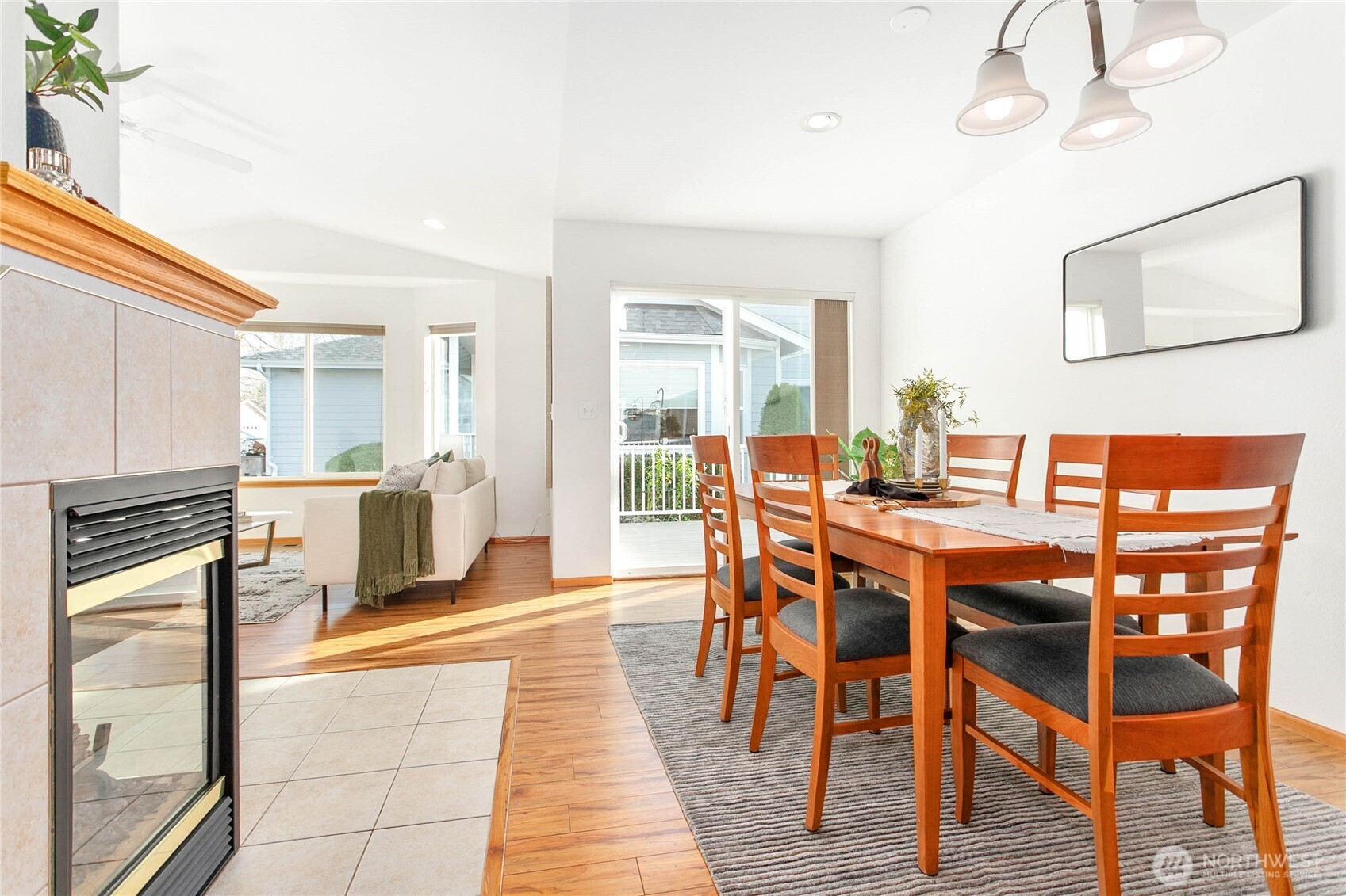 4627 Boardwalk Drive