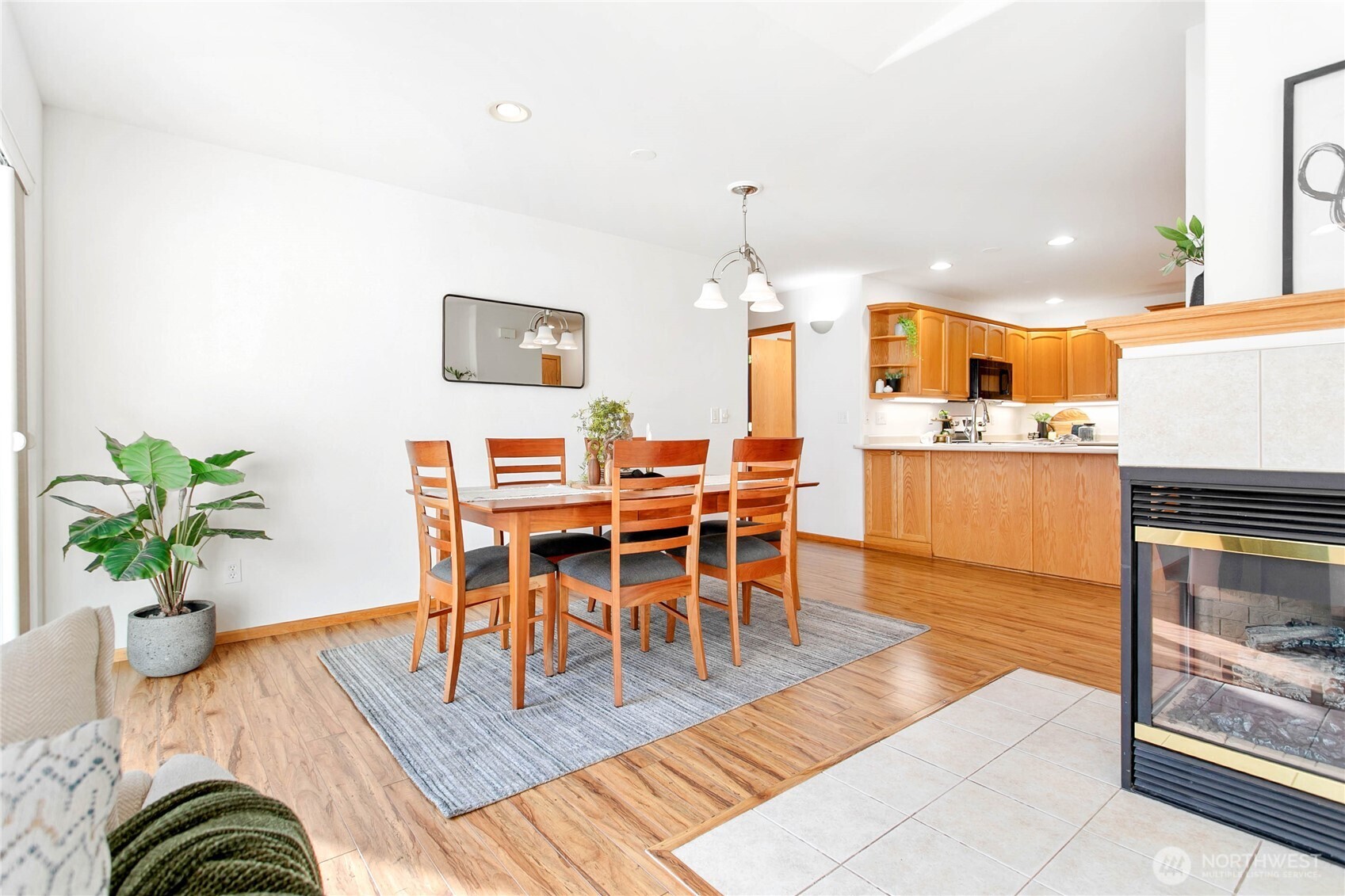 4627 Boardwalk Drive