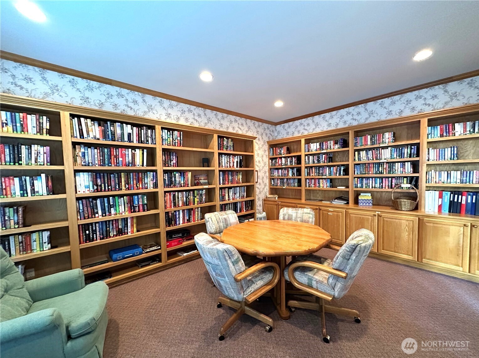 4627 Boardwalk Drive