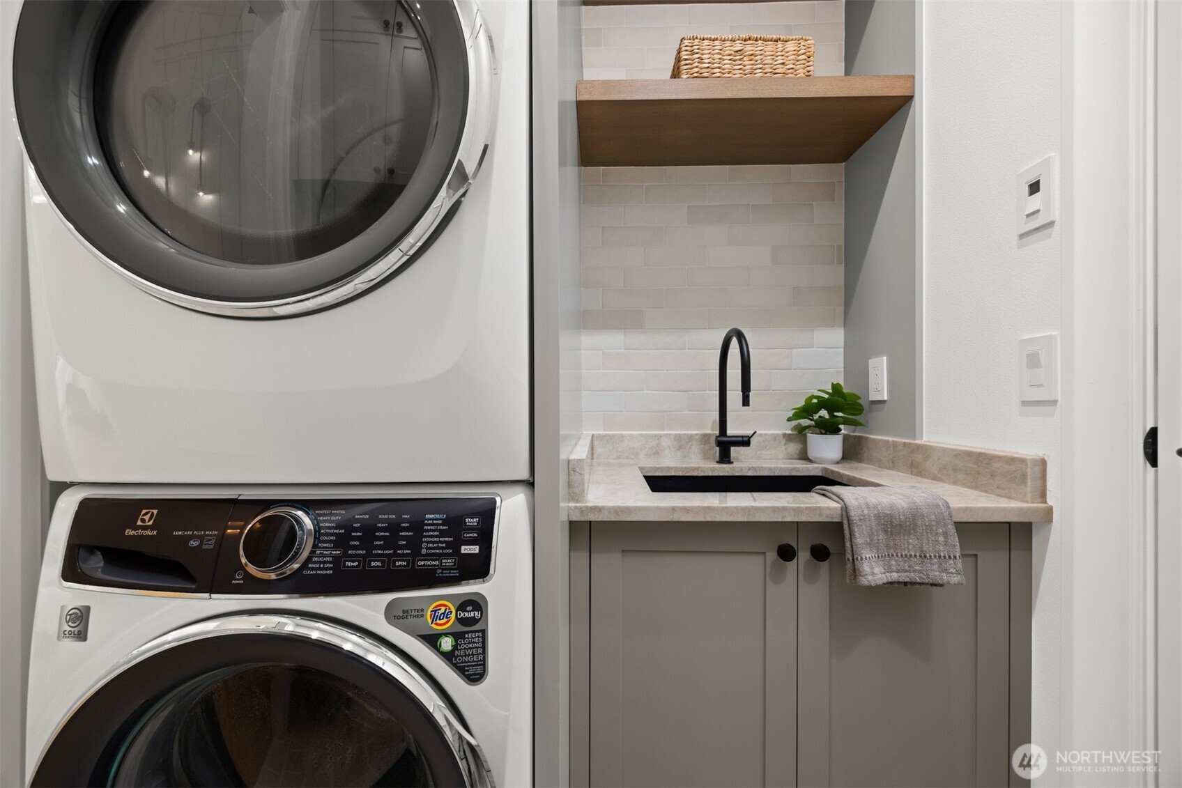 8645 Blue Grouse Way