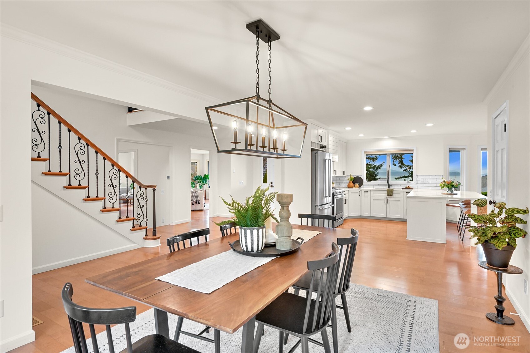 25 Shorewood Drive