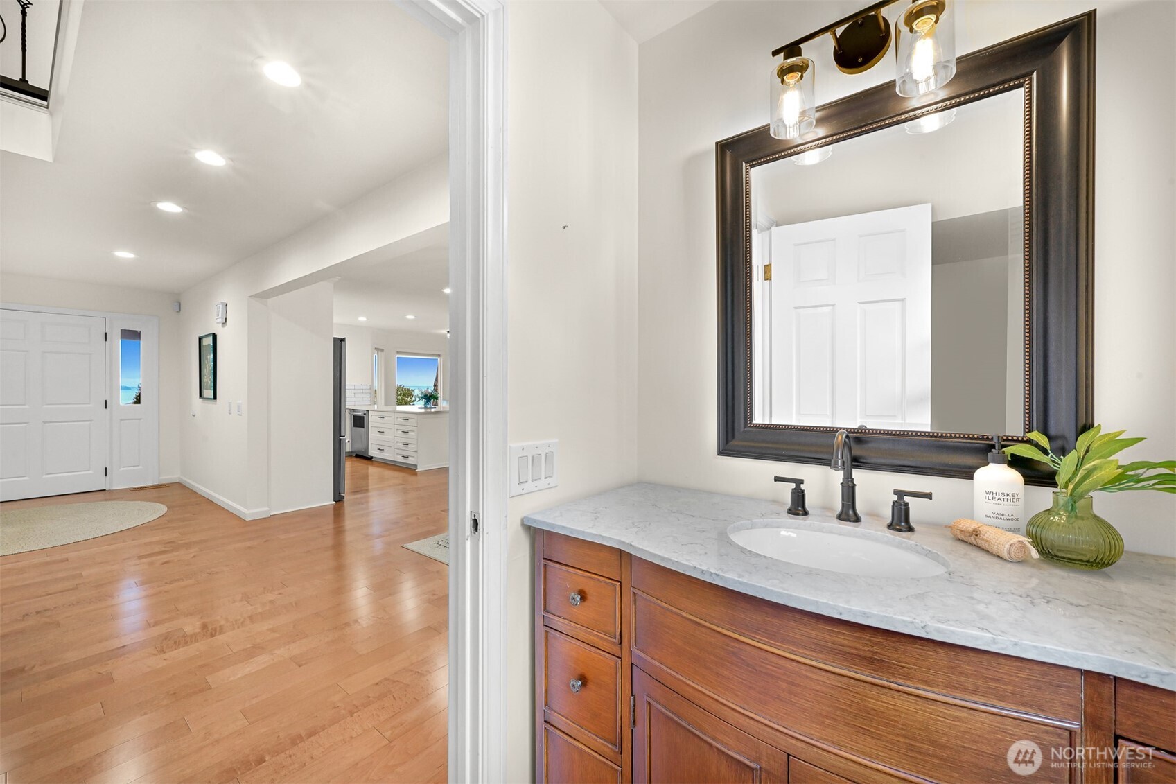 25 Shorewood Drive