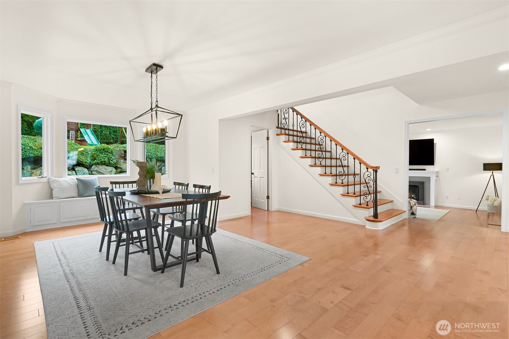 25 Shorewood Drive