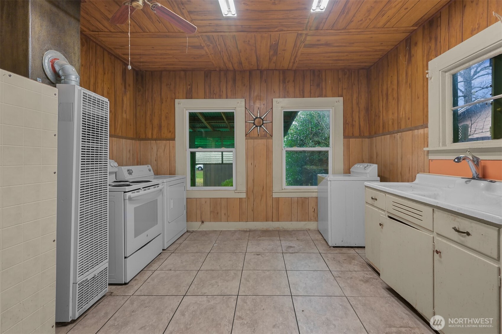 2701 Michigan Street