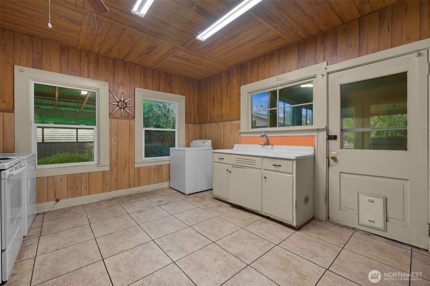 2701 Michigan Street