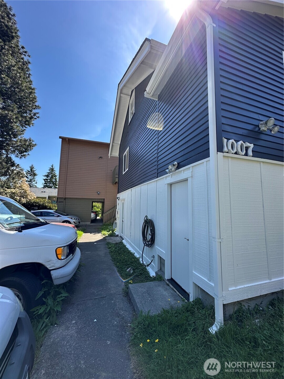 1007 22nd Street Unit: 98225