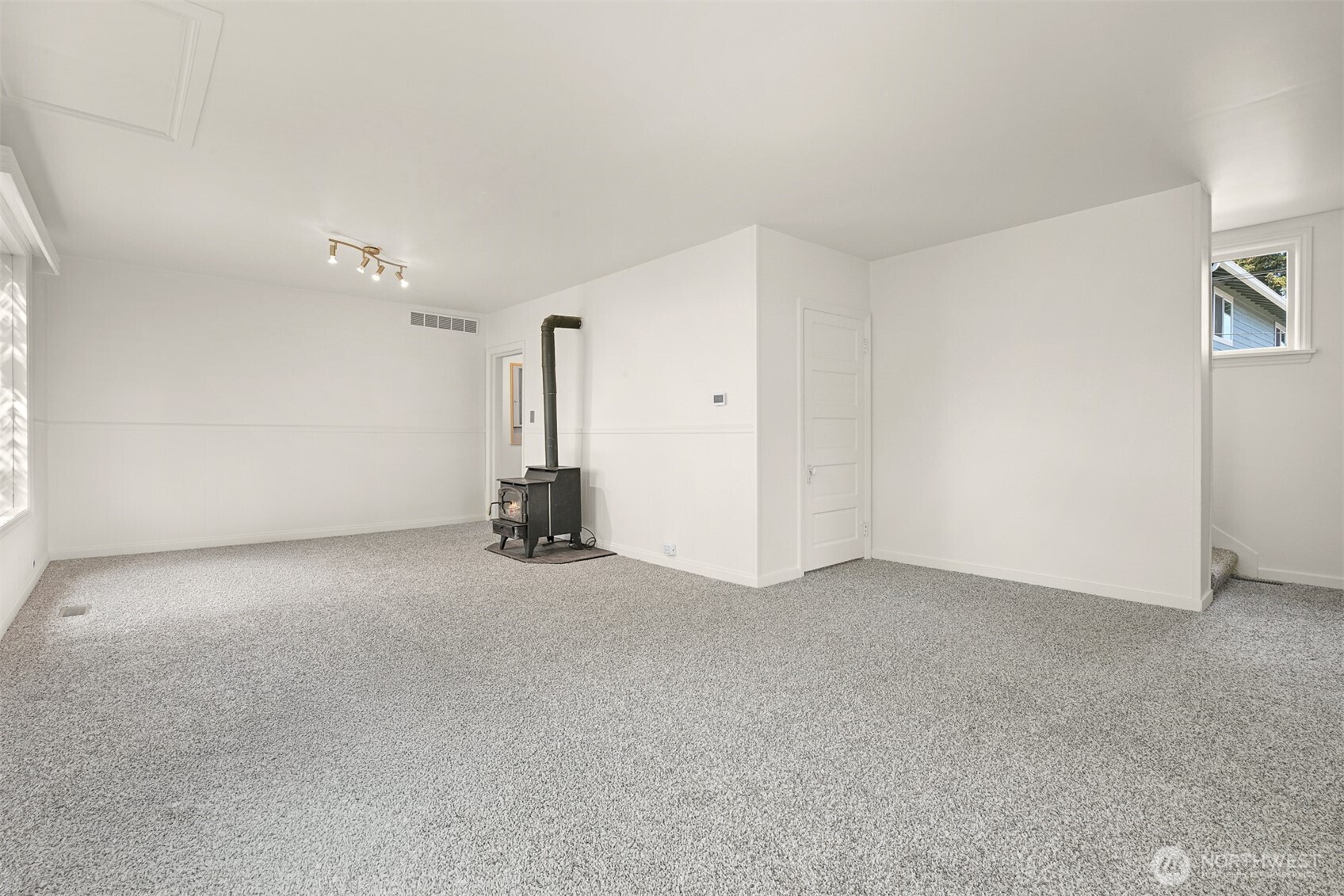 2085 Cottage Place
