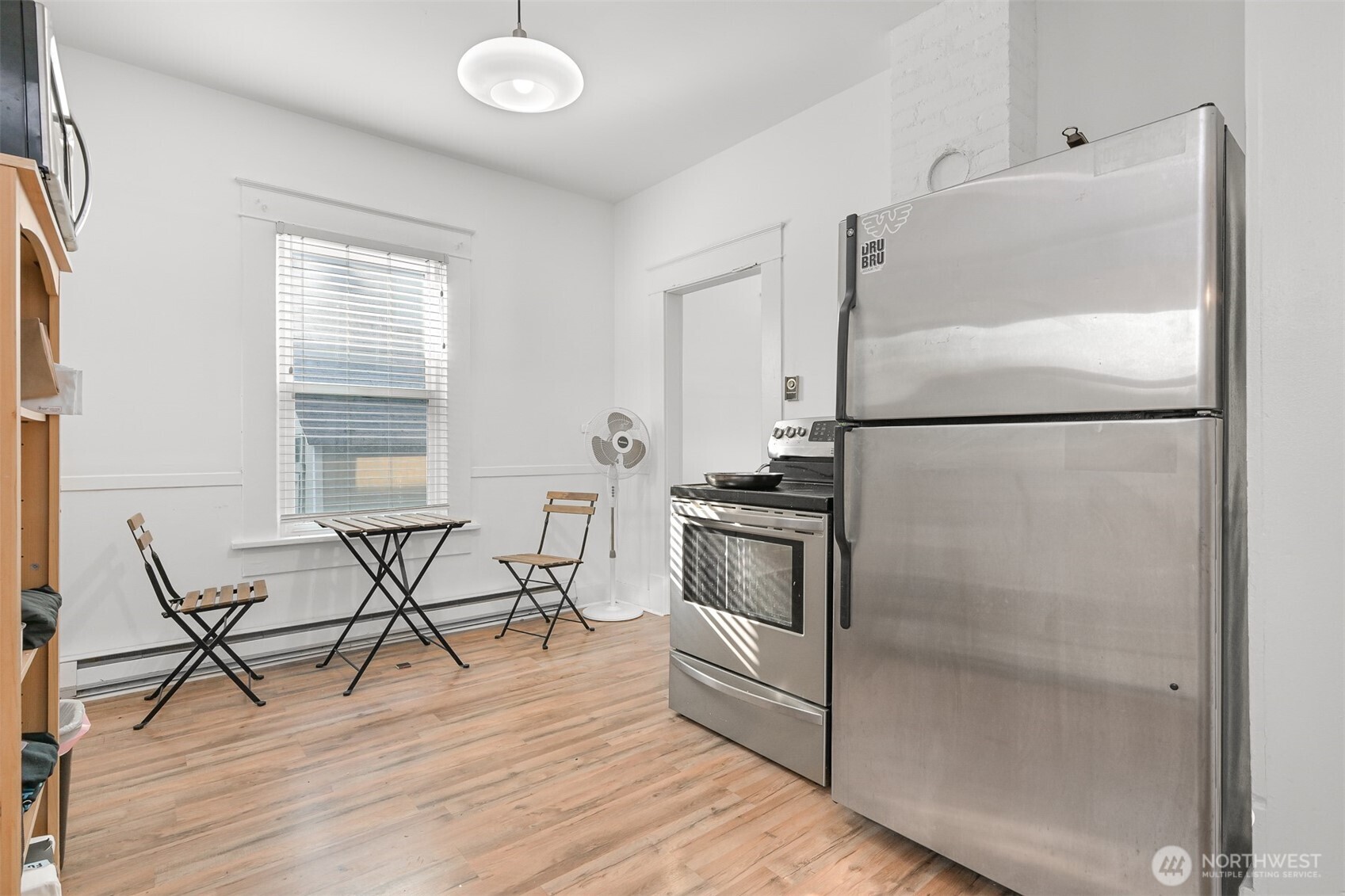 1302 Larrabee Avenue