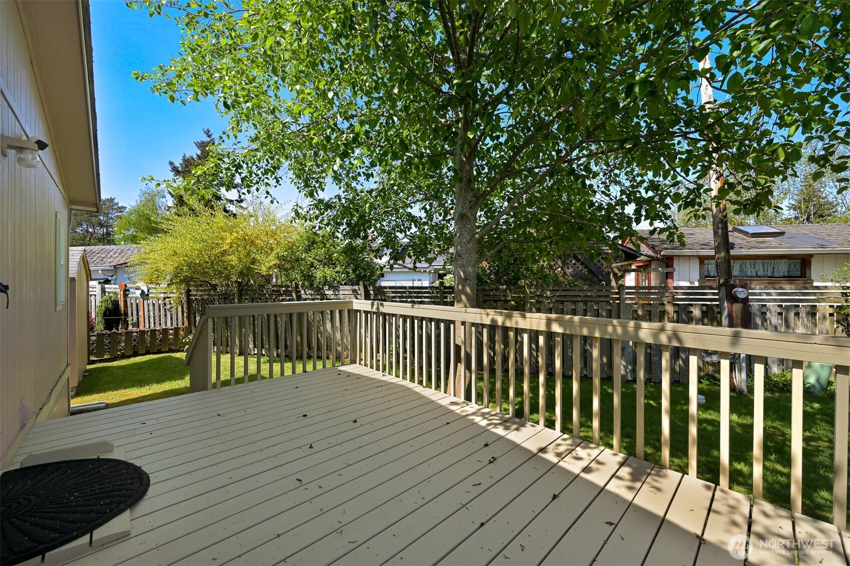 2400 Donovan Avenue Unit: 38A