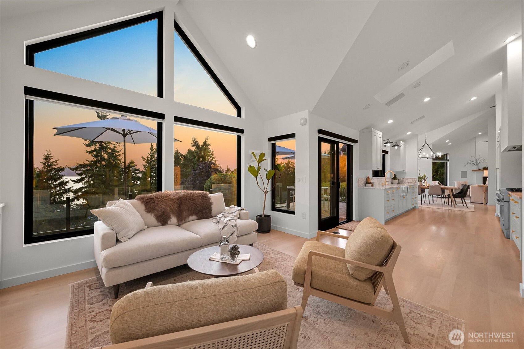 405 Bayside Road
