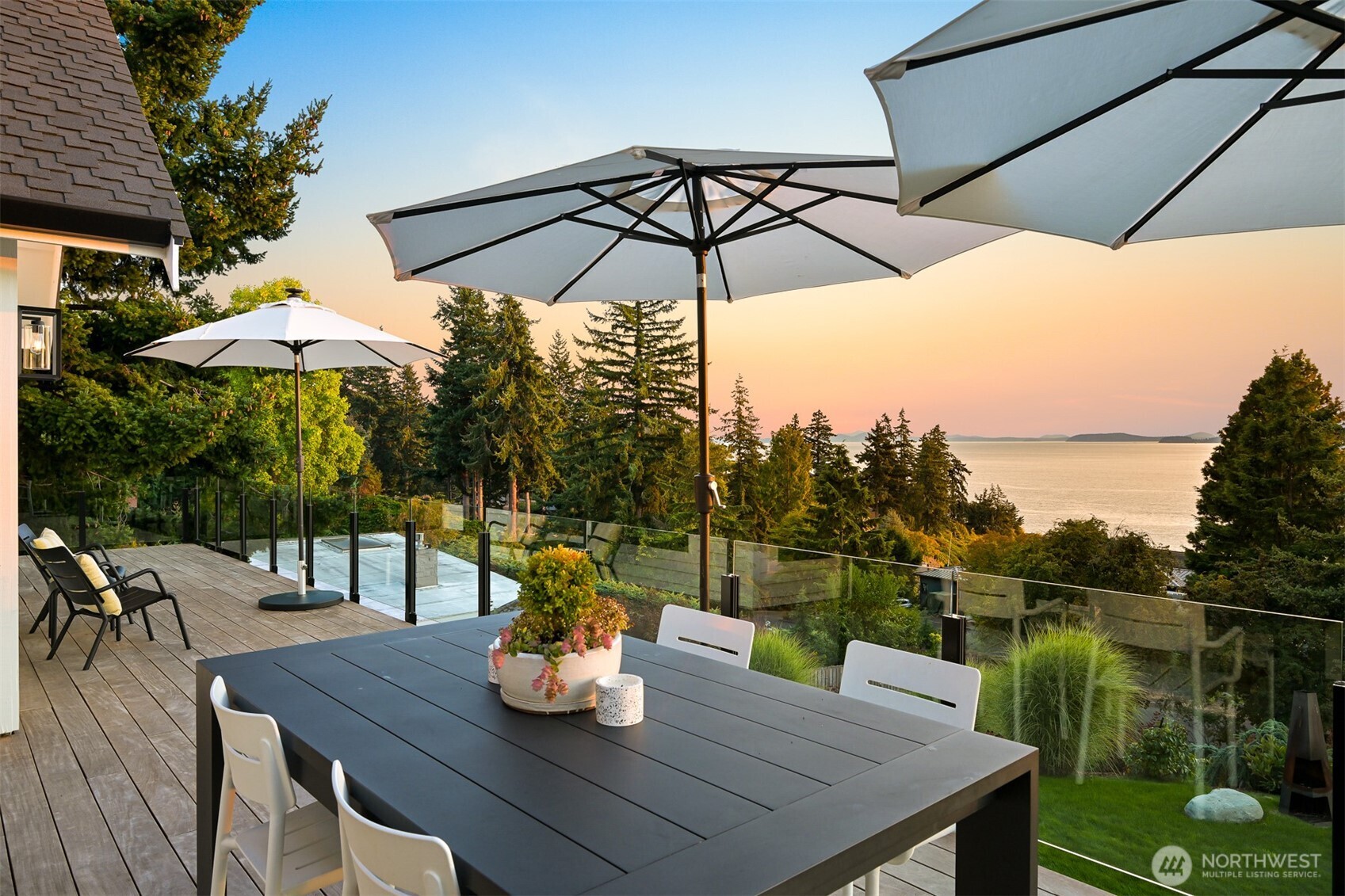 405 Bayside Road