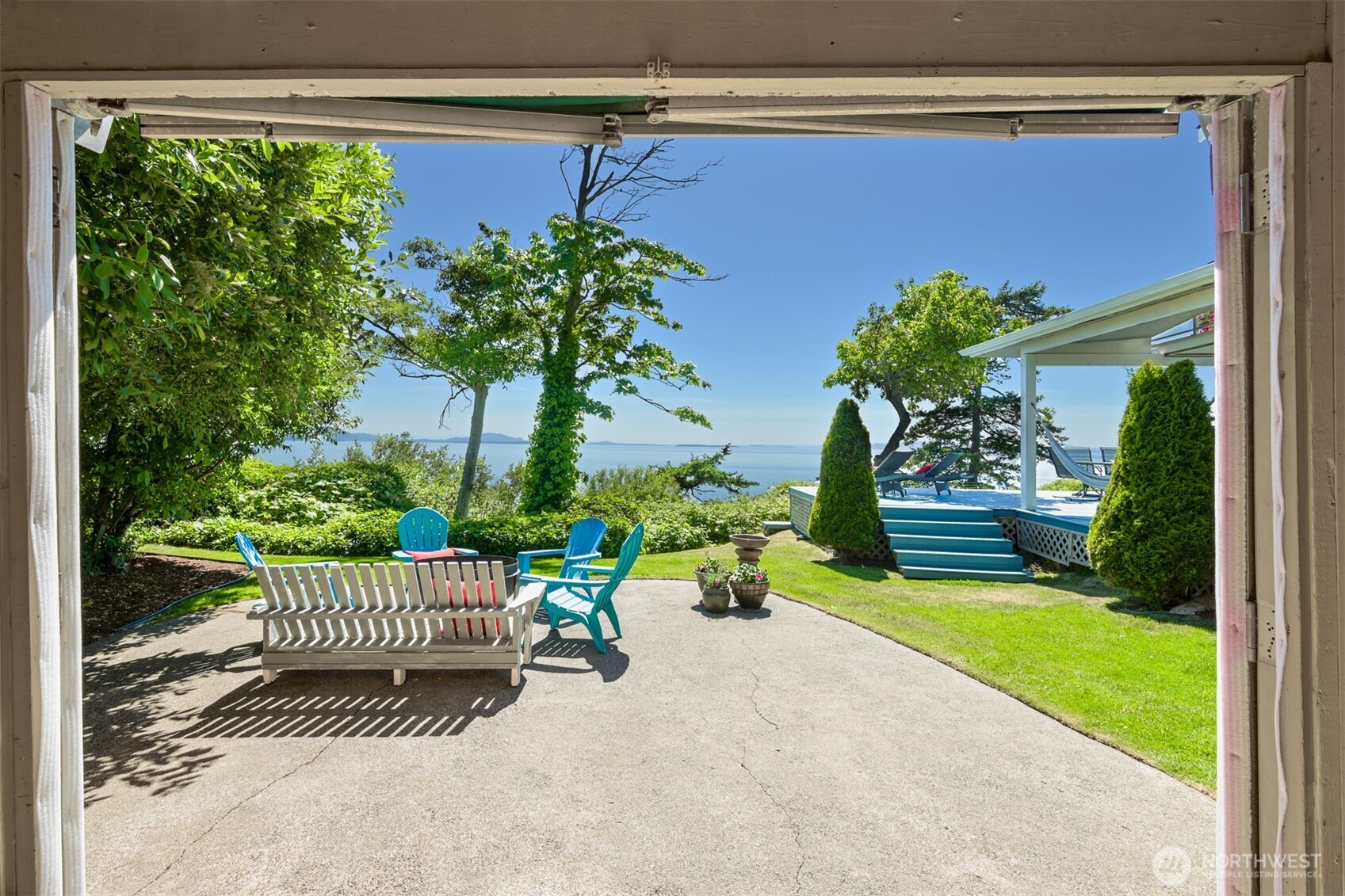 5551 Maple Way