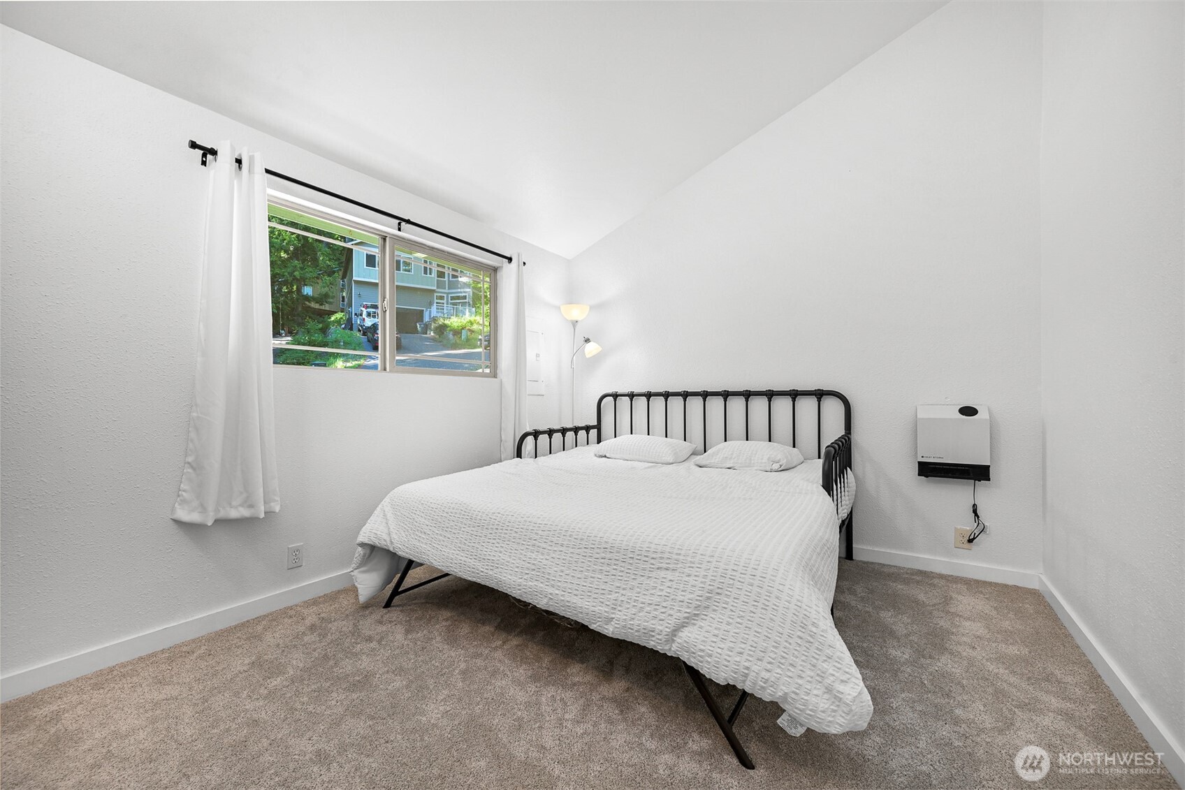1 Sugarpine Place