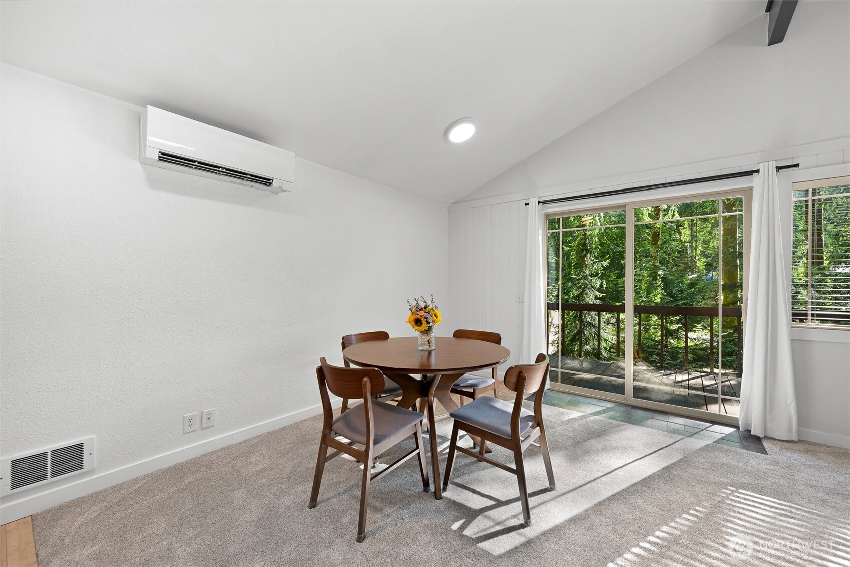 1 Sugarpine Place