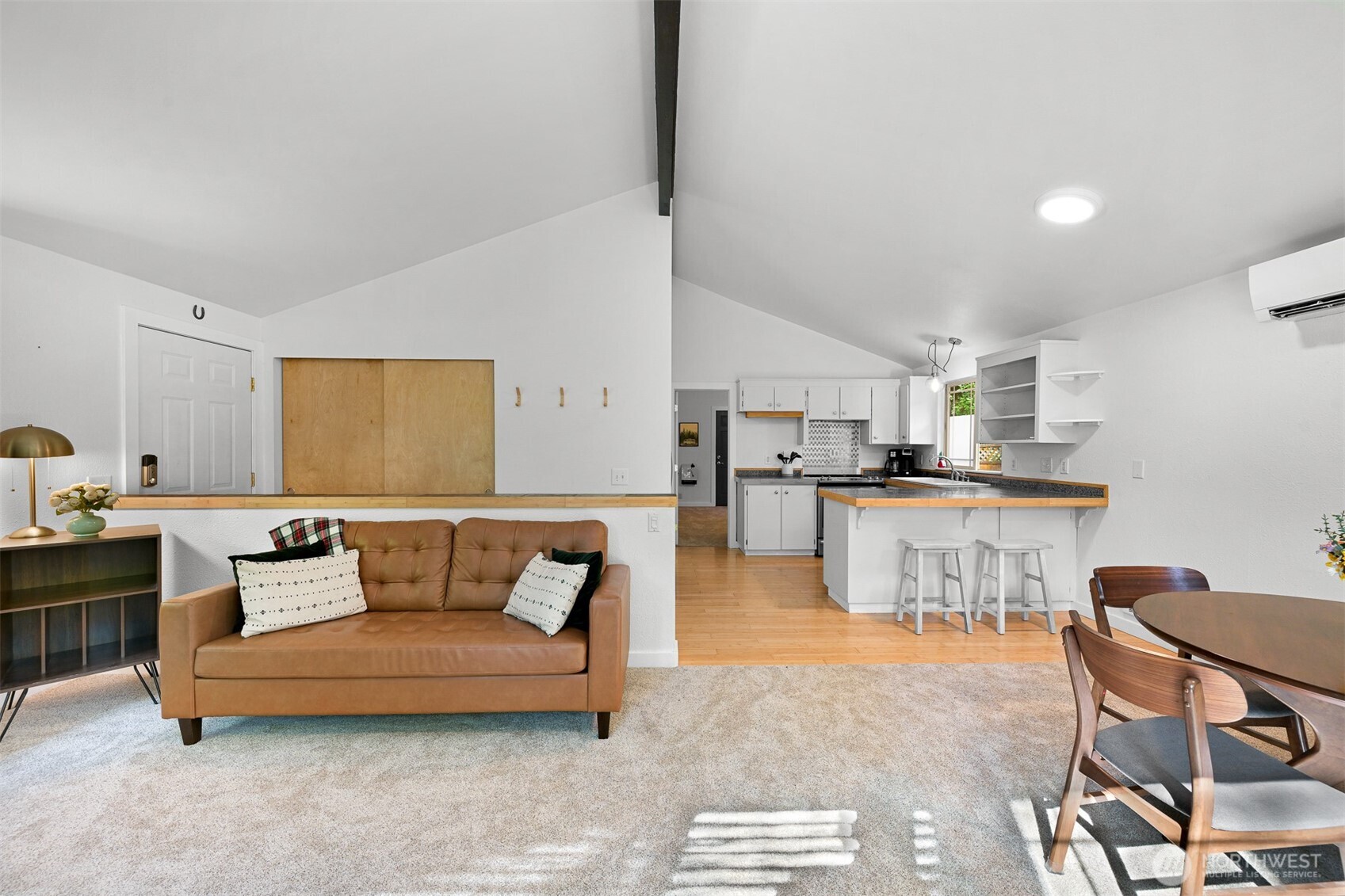 1 Sugarpine Place