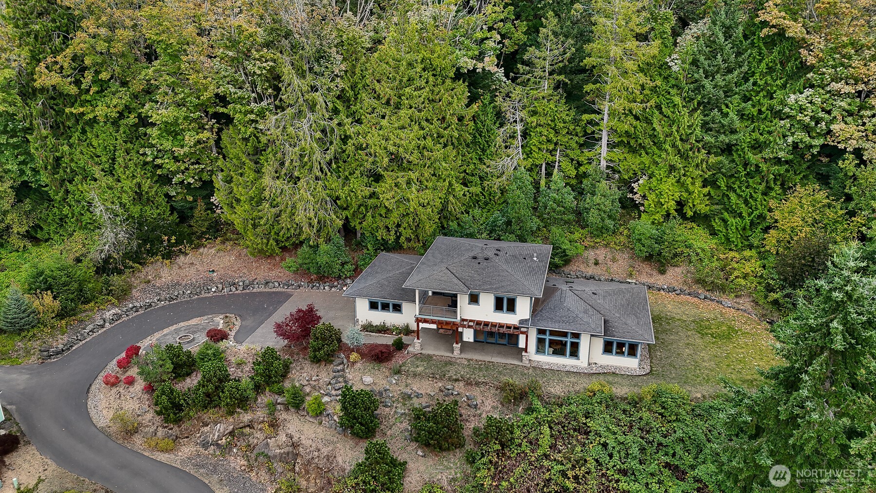 820 Chuckanut Drive