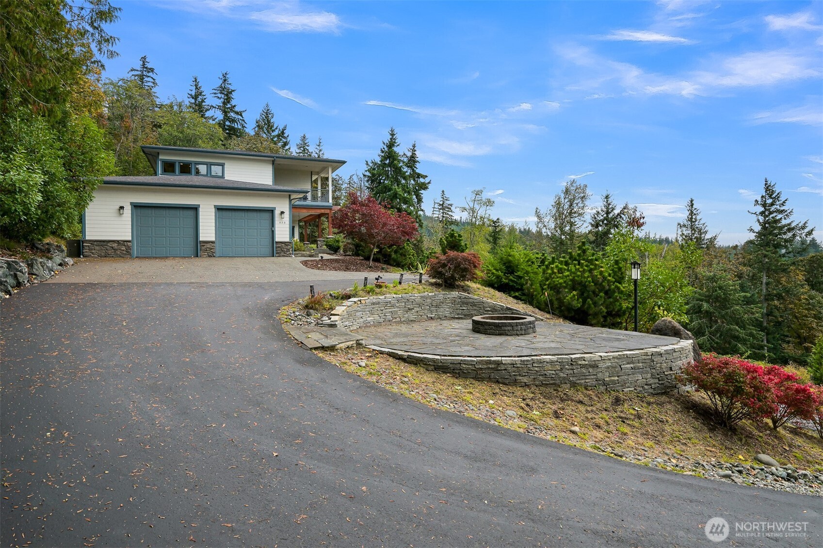820 Chuckanut Drive