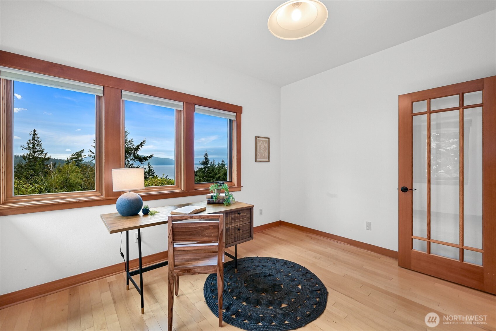 820 Chuckanut Drive