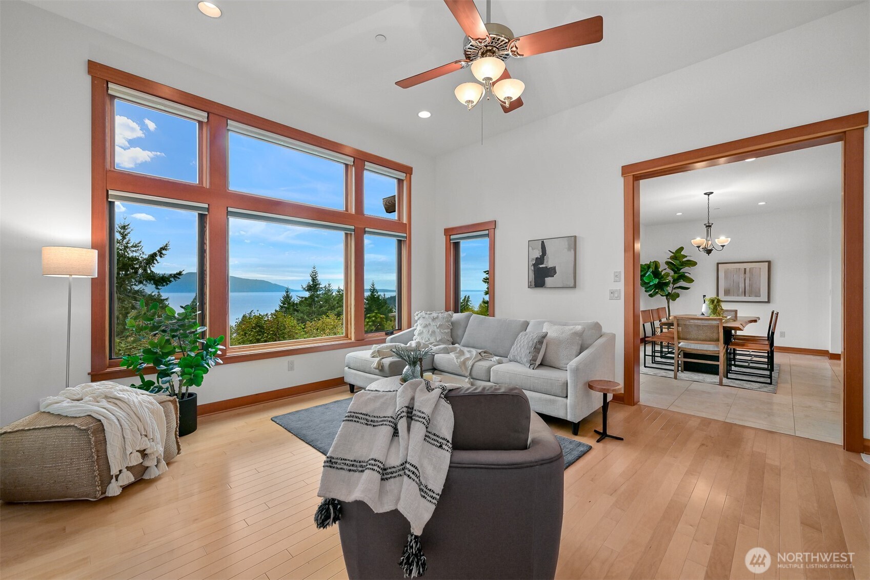 820 Chuckanut Drive