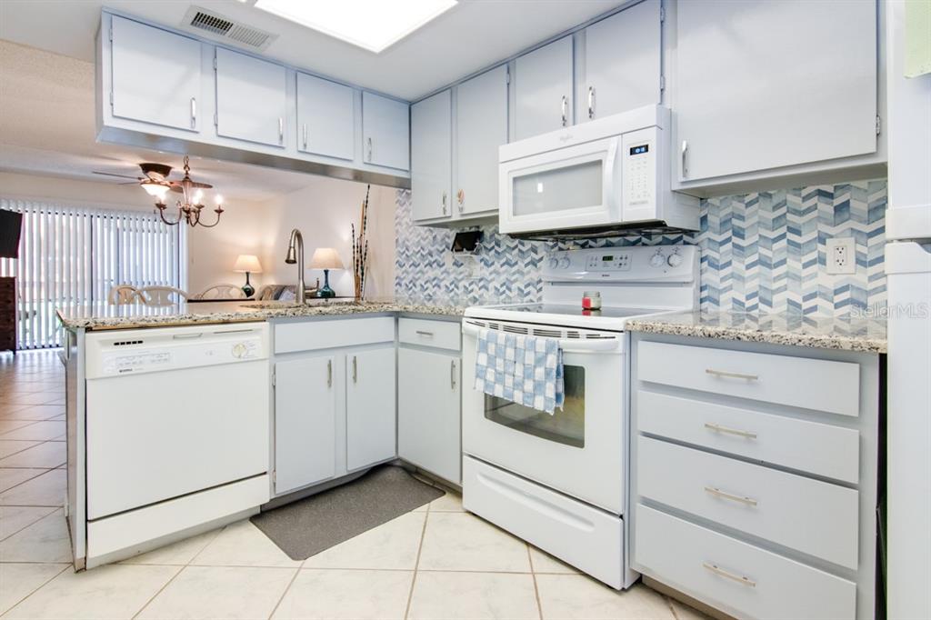 409 MEADOW LANE Unit: 409