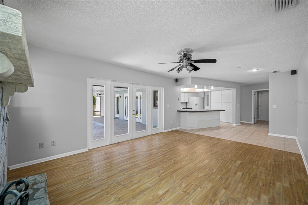 3151 LAKESTONE DRIVE