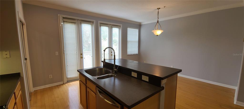 3035 POINTEVIEW DRIVE