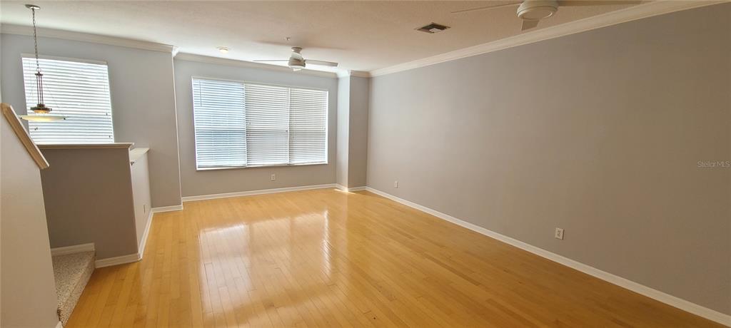 3035 POINTEVIEW DRIVE