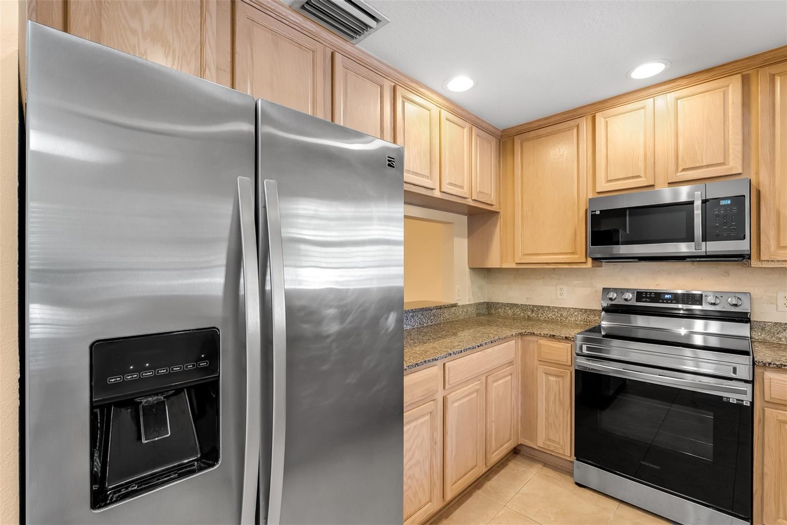 9408 COOPERVILLE COURT