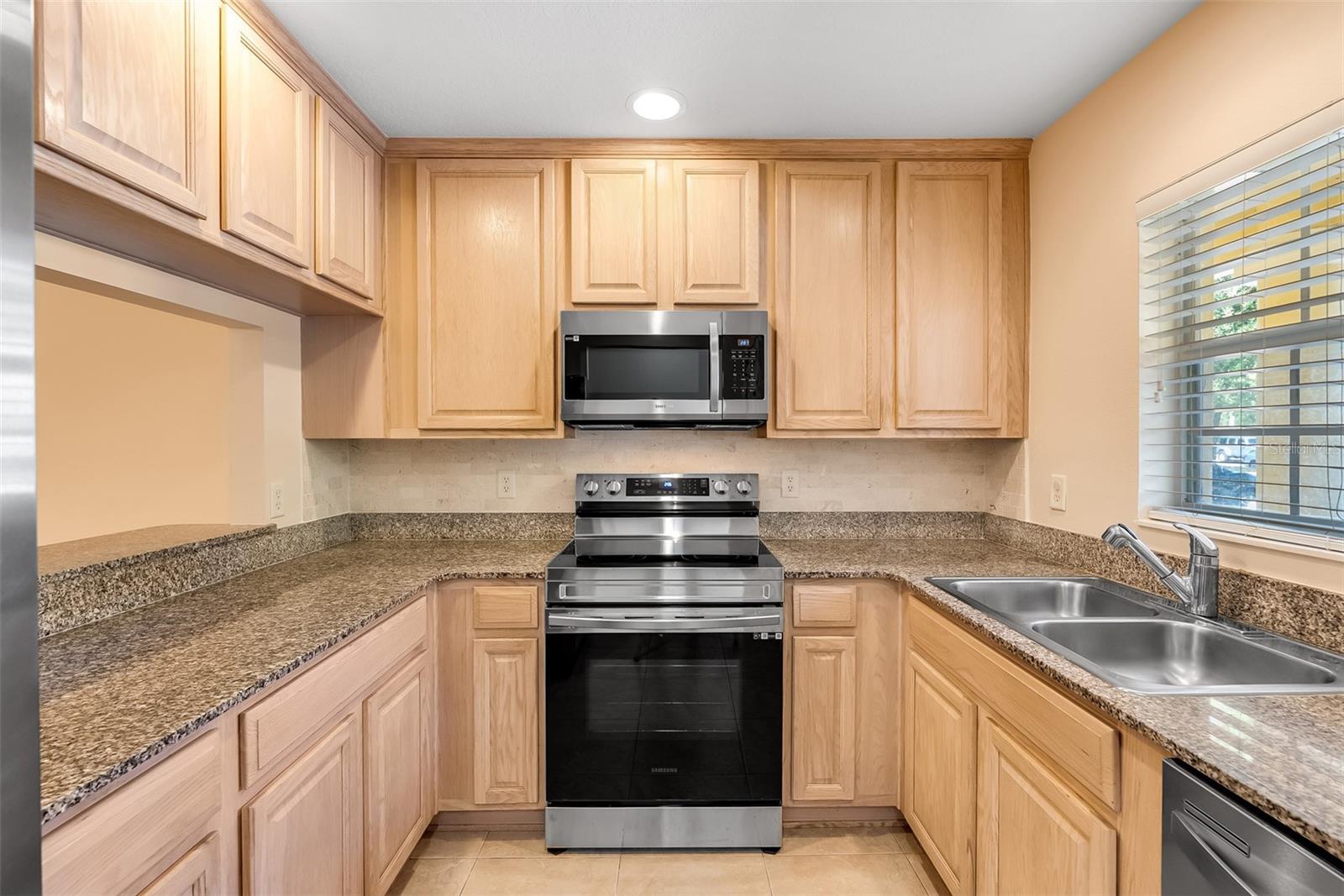 9408 COOPERVILLE COURT