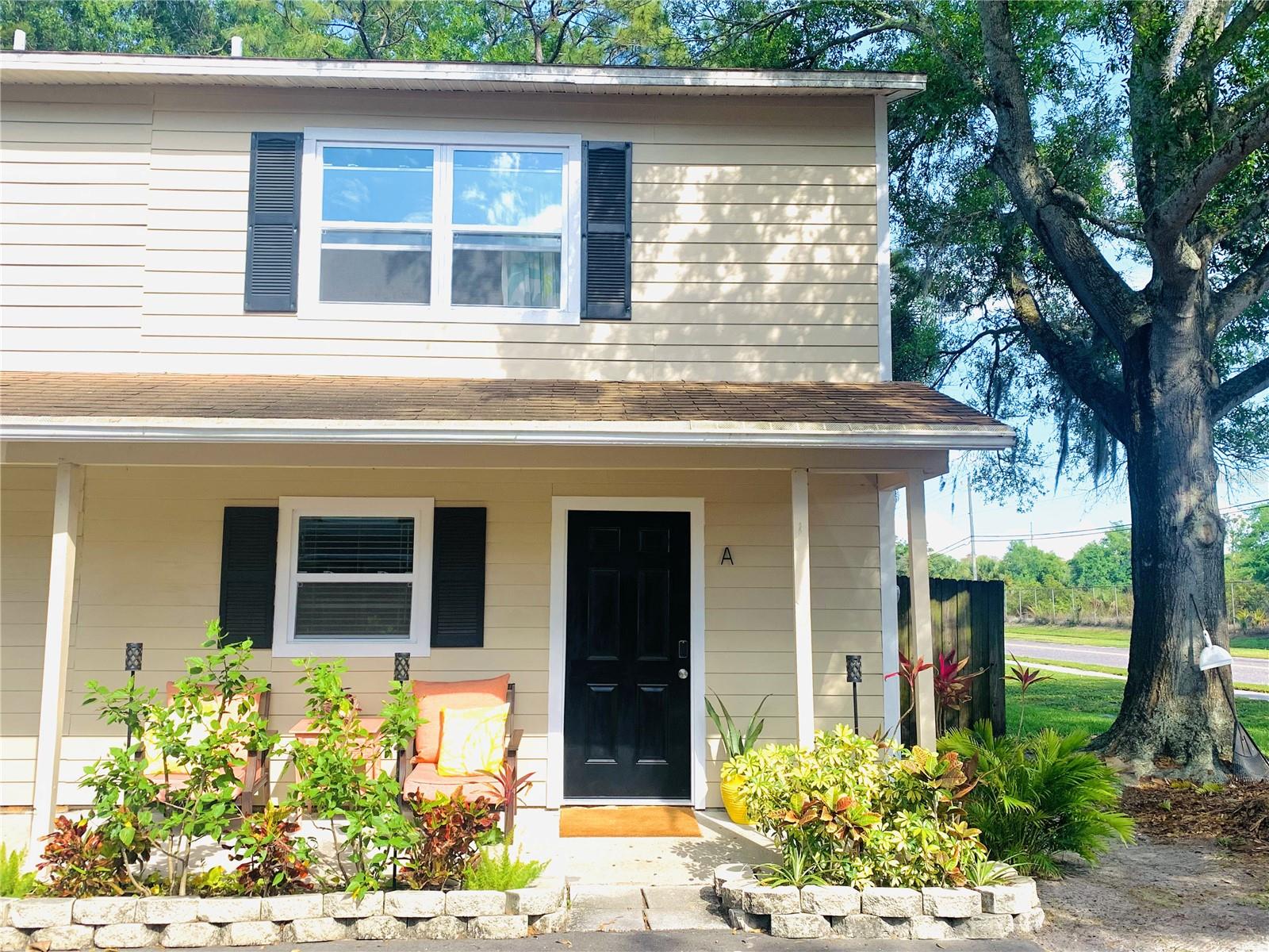 152 DOUGLAS ROAD W Unit: A