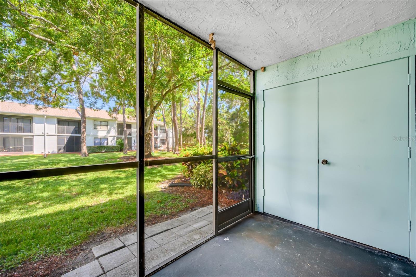 409 MEADOW LANE Unit: 409