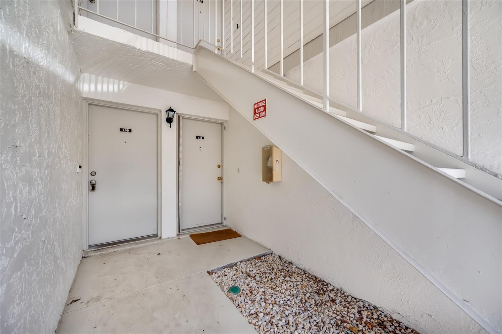 409 MEADOW LANE Unit: 409