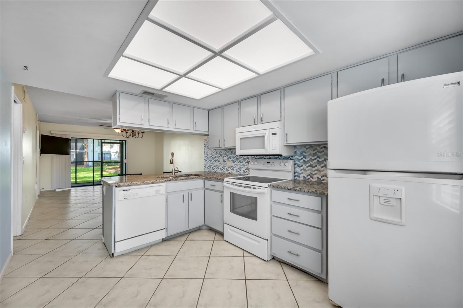 409 MEADOW LANE Unit: 409