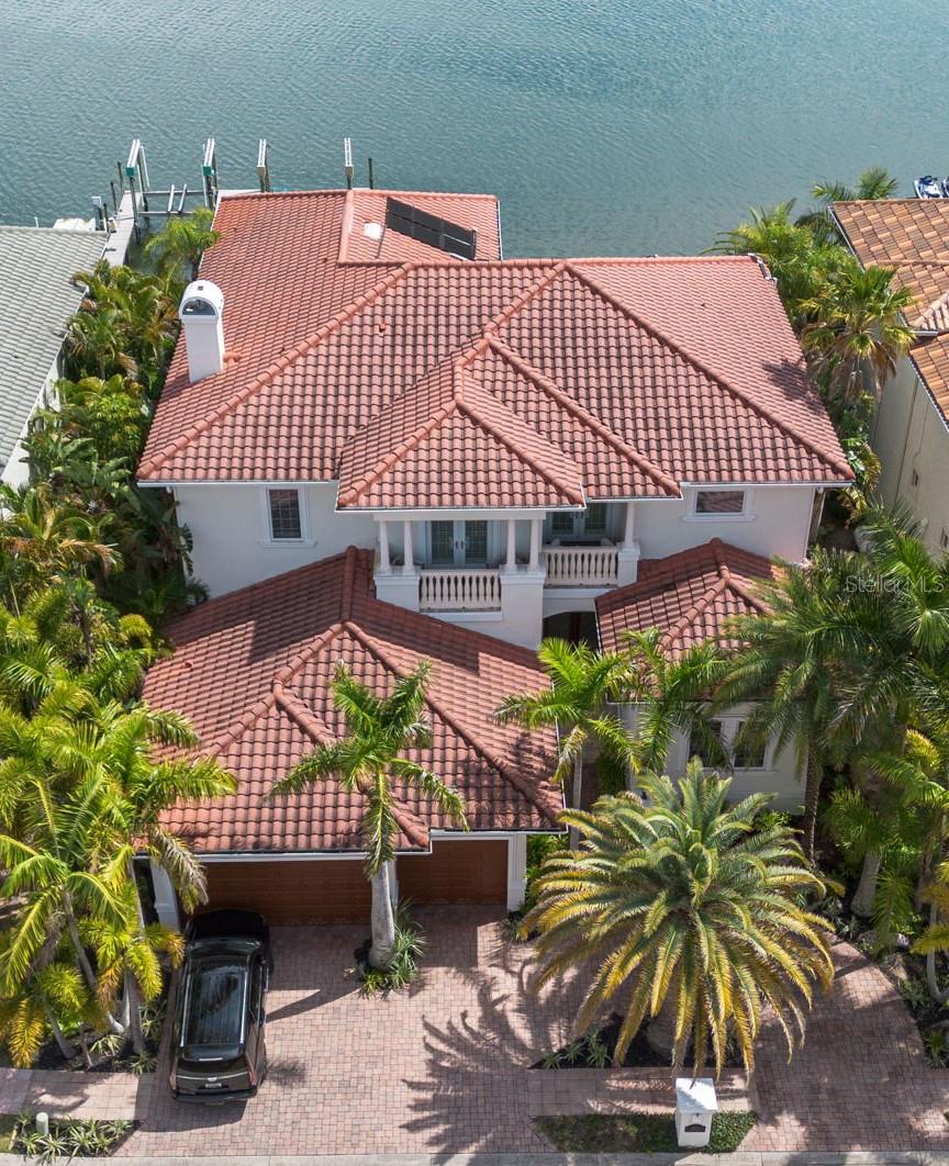 4111 CAUSEWAY VISTA DR