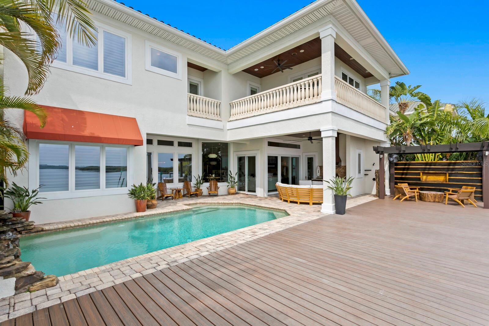 4111 CAUSEWAY VISTA DR