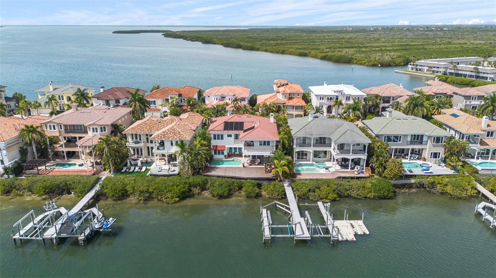 4111 CAUSEWAY VISTA DR