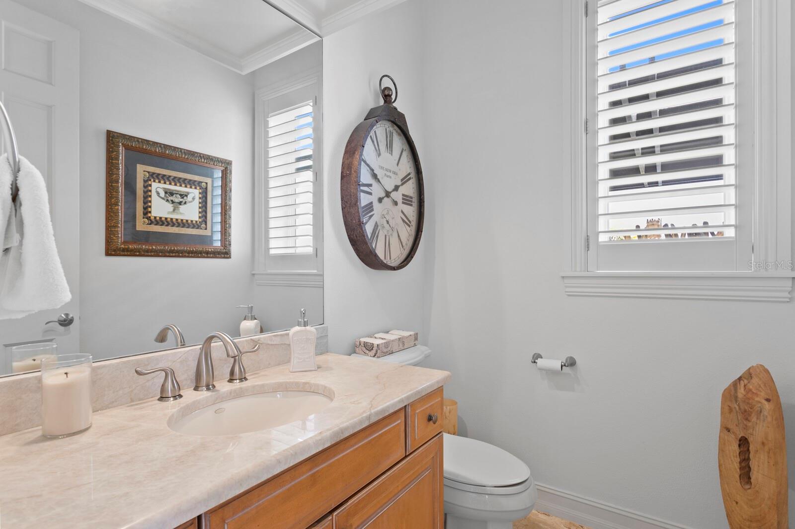 4111 CAUSEWAY VISTA DR