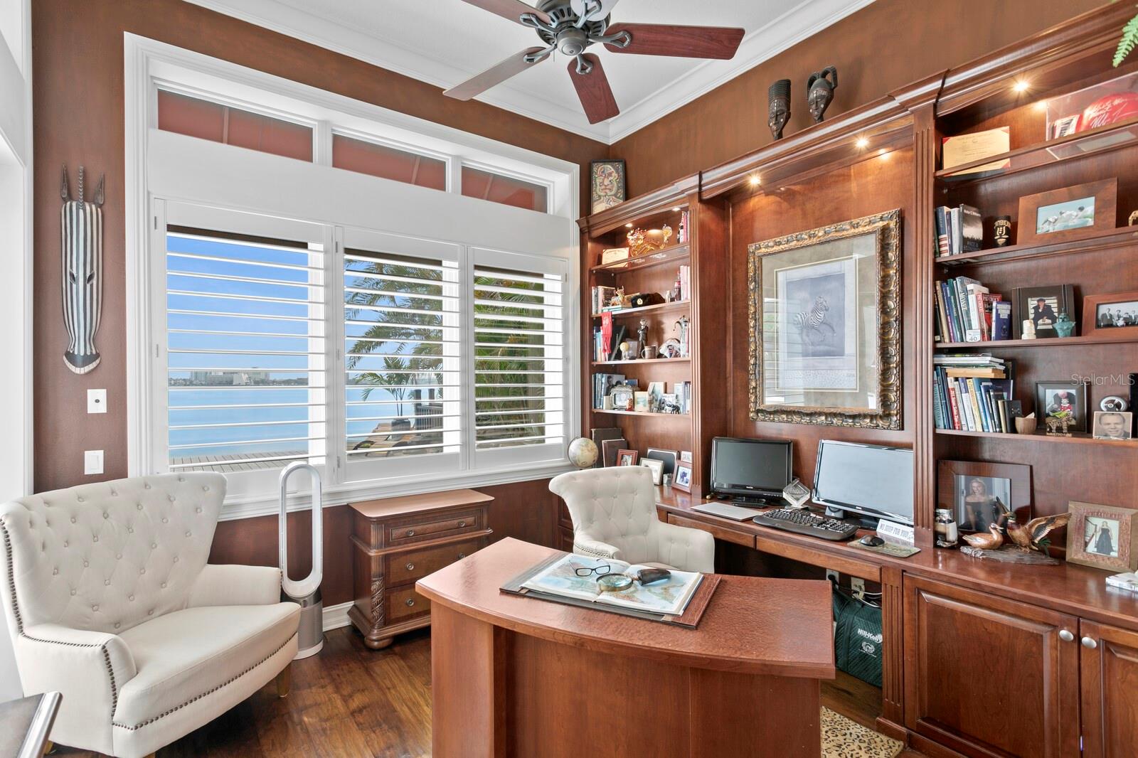 4111 CAUSEWAY VISTA DR