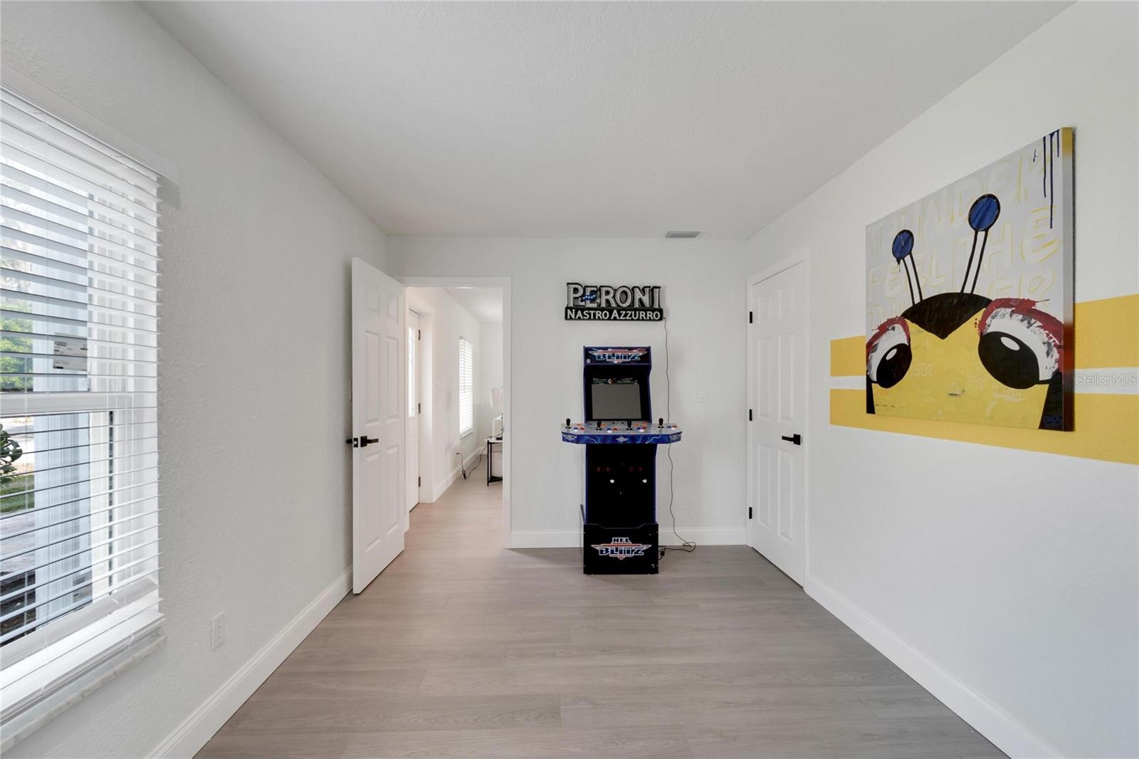 8726 THORNWOOD LN