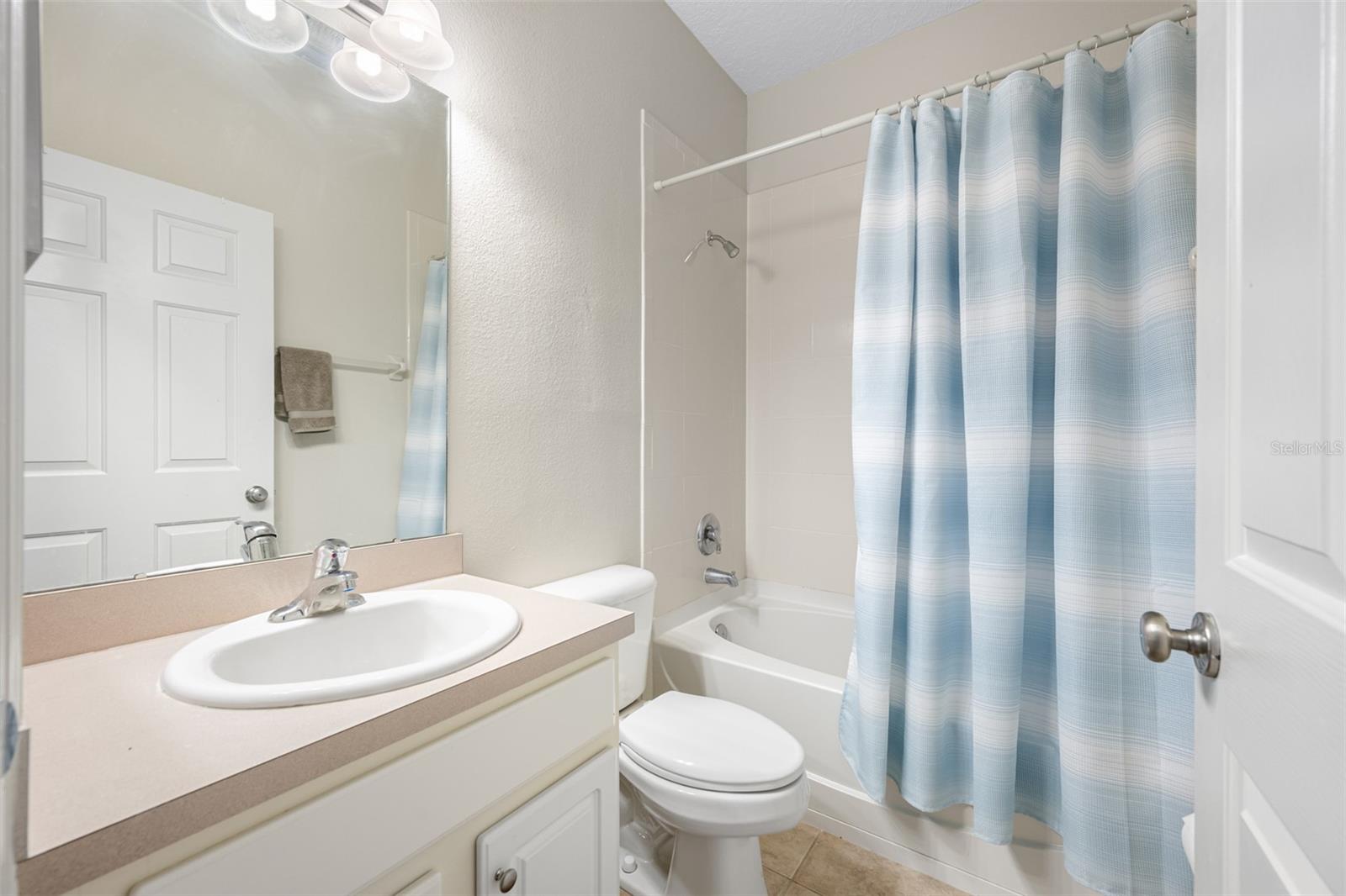 9418 W PARK VILLAGE DR #103