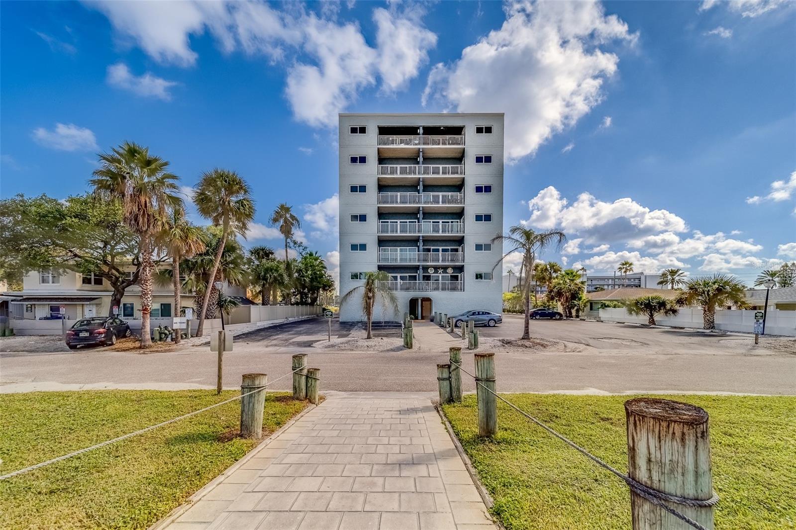 18320 GULF BLVD #303