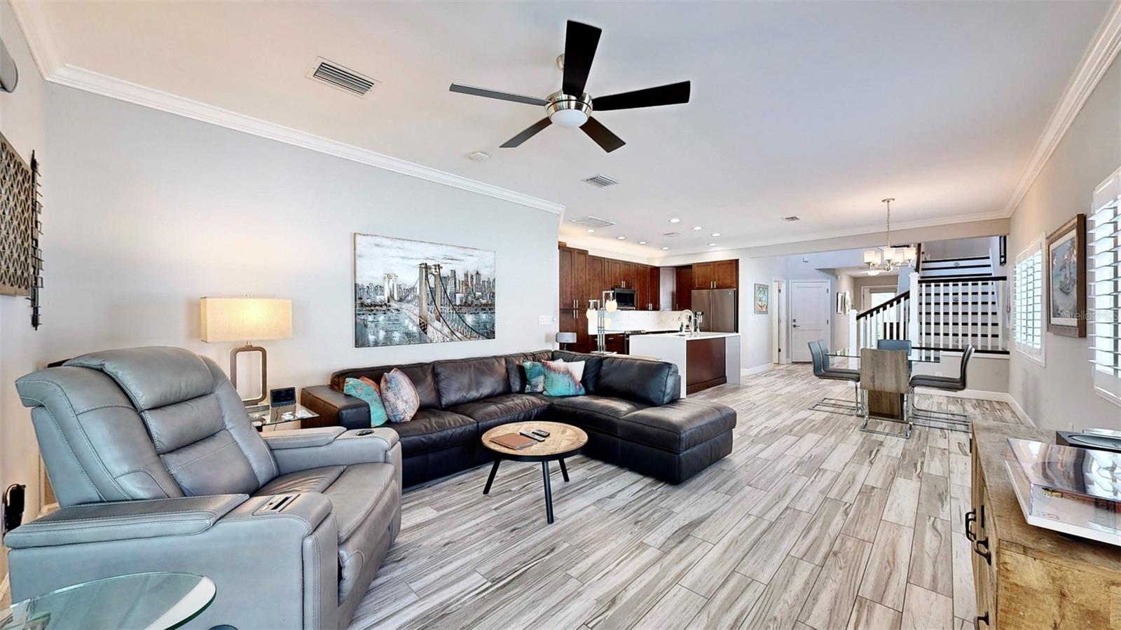 1957 WHITNEY OAKS BLVD