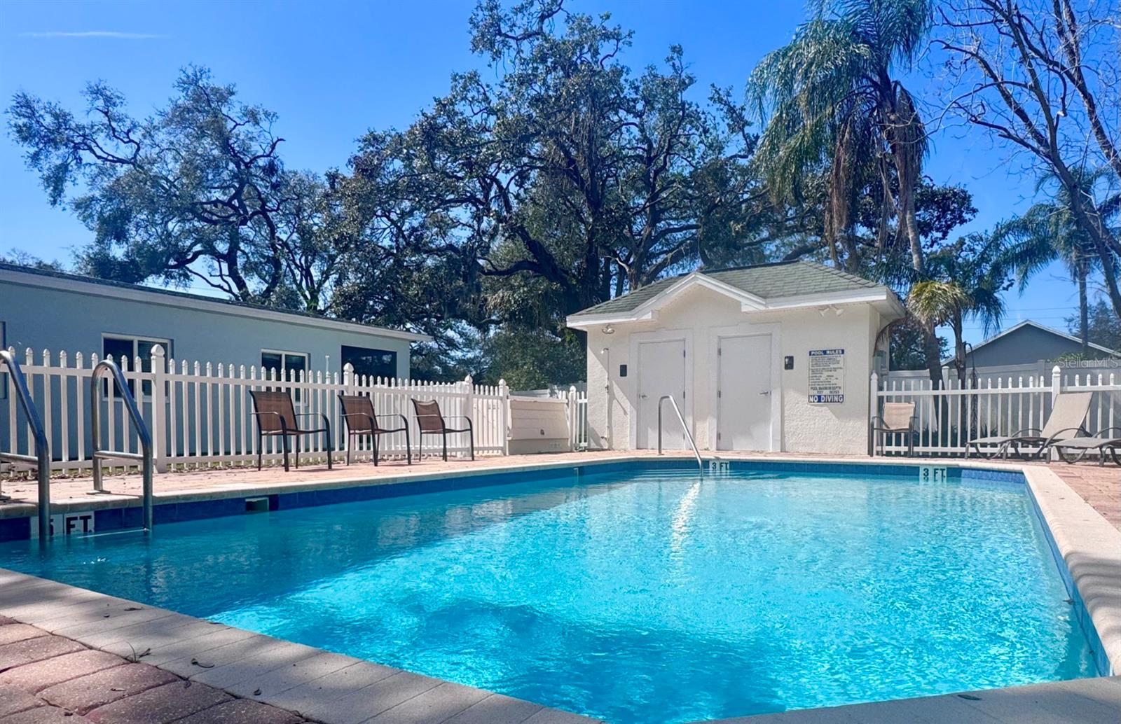 1957 WHITNEY OAKS BLVD