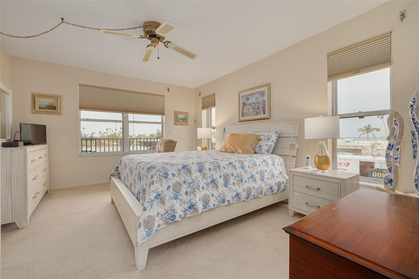 5220 BRITTANY DR S #210